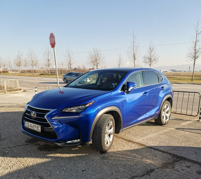 Lexus NX 300h LUXURY HYBRID/LPG, снимка 2 - Автомобили и джипове - 52590177