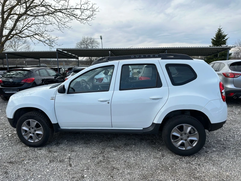 Dacia Duster 1.6i BENZ-GAZ, снимка 3 - Автомобили и джипове - 52707322