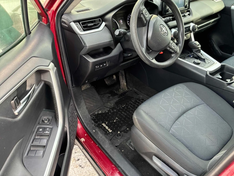 Toyota Rav4 HYBRID LE * * CARFAX * * АВТО КРЕДИТ * * , снимка 6 - Автомобили и джипове - 52792804