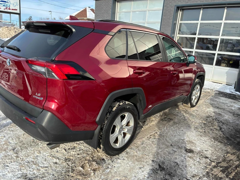 Toyota Rav4 HYBRID LE * * CARFAX * * АВТО КРЕДИТ * * , снимка 4 - Автомобили и джипове - 52792804