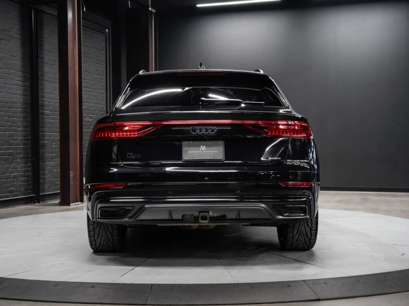 Audi Q8 * Progressiv 55 | Black Optics Pkg | 22in Rims | 3, снимка 6 - Автомобили и джипове - 52905853