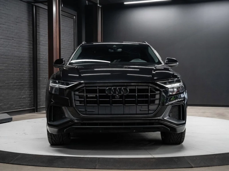 Audi Q8 * Progressiv 55 | Black Optics Pkg | 22in Rims | 3, снимка 3 - Автомобили и джипове - 52905853