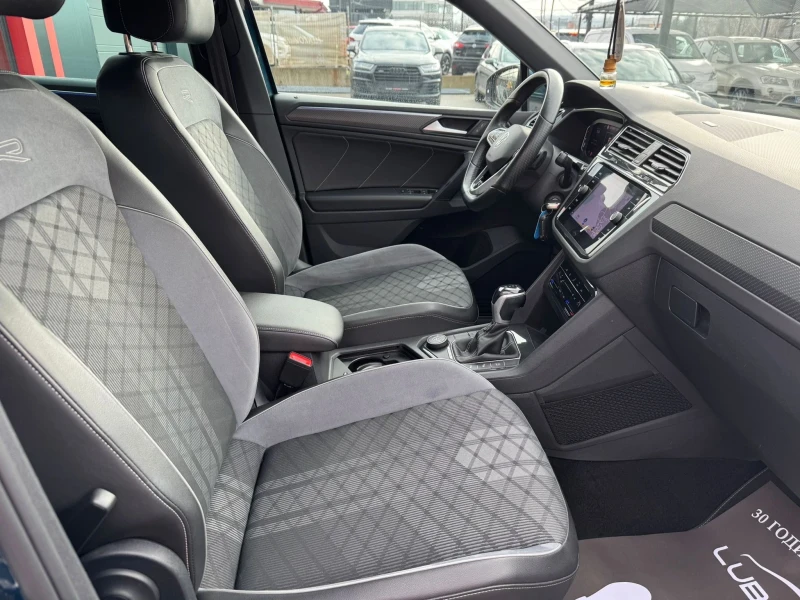 VW Tiguan 2.0D-4 MOTION-R LINE-FULL LED-DIGITAL-TOP, снимка 15 - Автомобили и джипове - 53304542