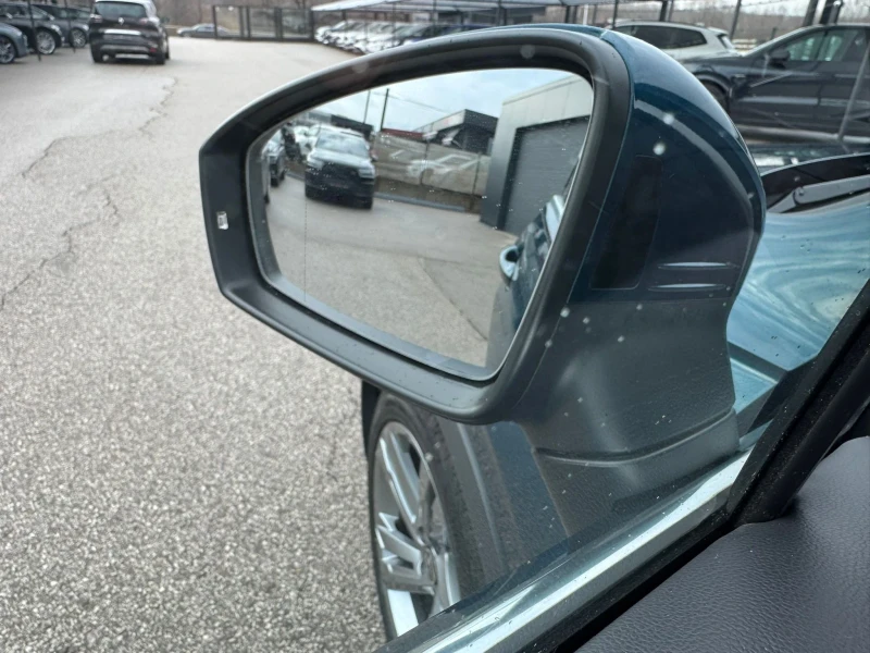 VW Tiguan 2.0D-4 MOTION-R LINE-FULL LED-DIGITAL-TOP, снимка 16 - Автомобили и джипове - 53304542