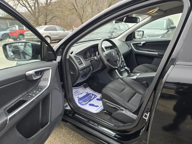 Volvo XC60 2.0d 190к.с 4х4 , снимка 10 - Автомобили и джипове - 53389999