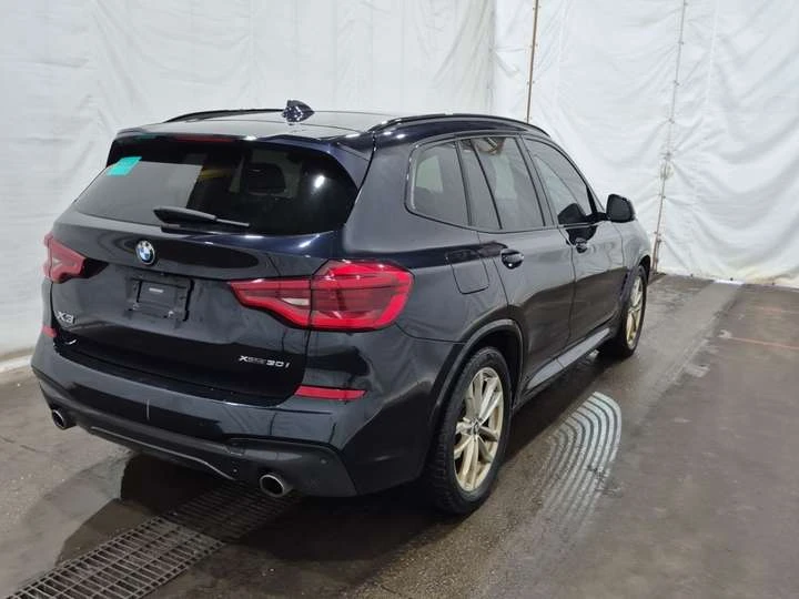 BMW X3 30I X-DRIVE * NAVI/BACKUP CAM/LEATHER/PANO ROOF/LO, снимка 2 - Автомобили и джипове - 54509582