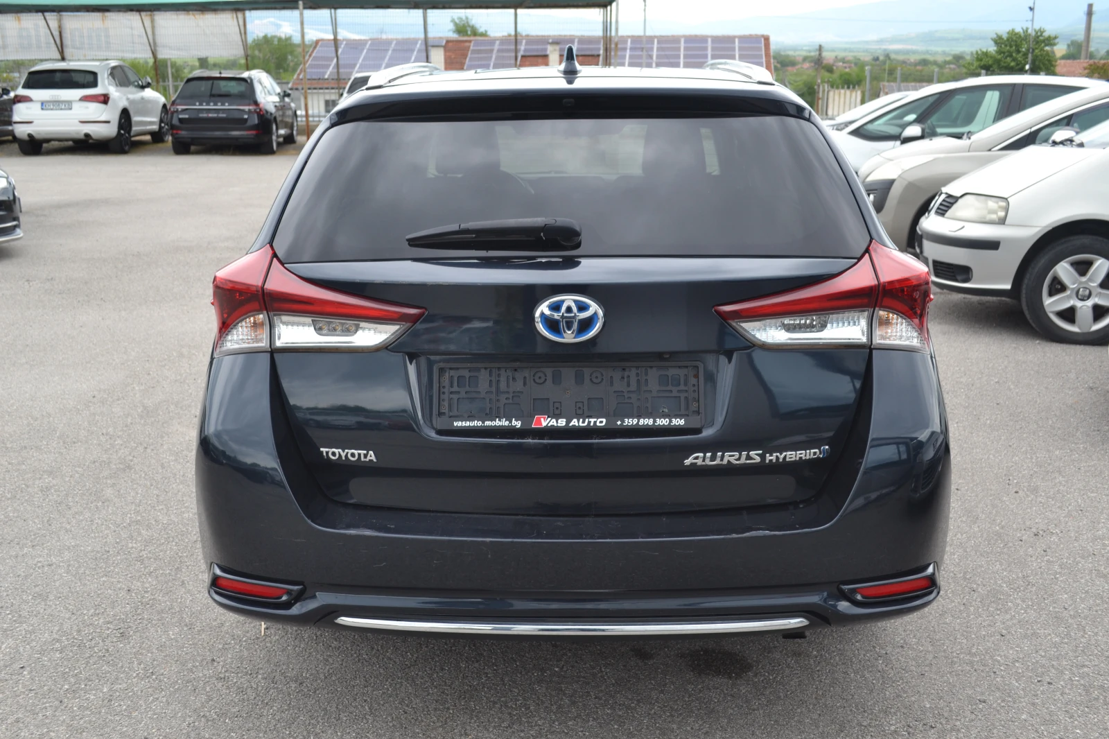 Toyota Auris 1.8-HYBRID - изображение 4