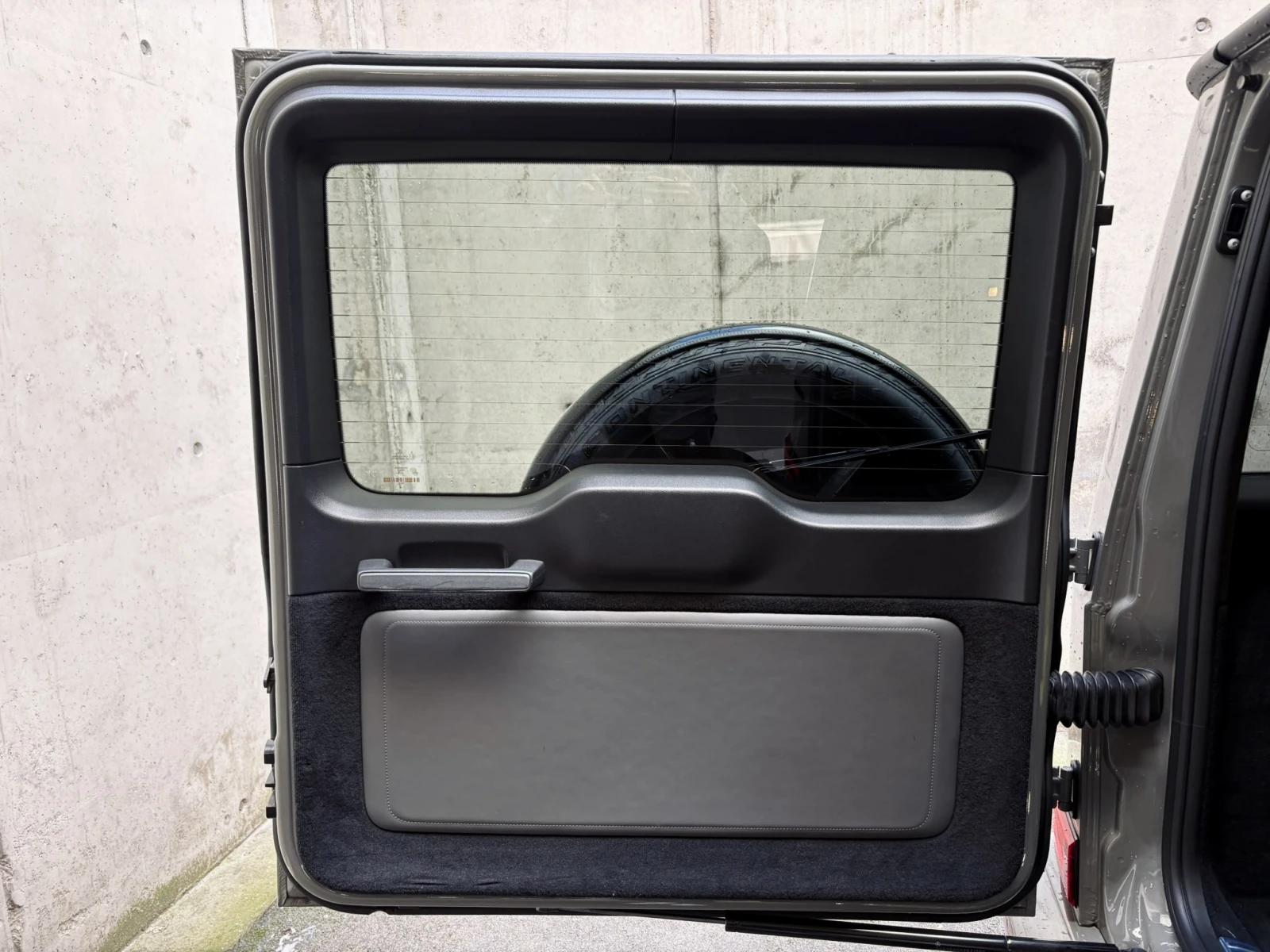 Mercedes-Benz G 63 AMG MANUFAKTUR Gray | Night Package | Burmester | Carb | Mobile.bg   14