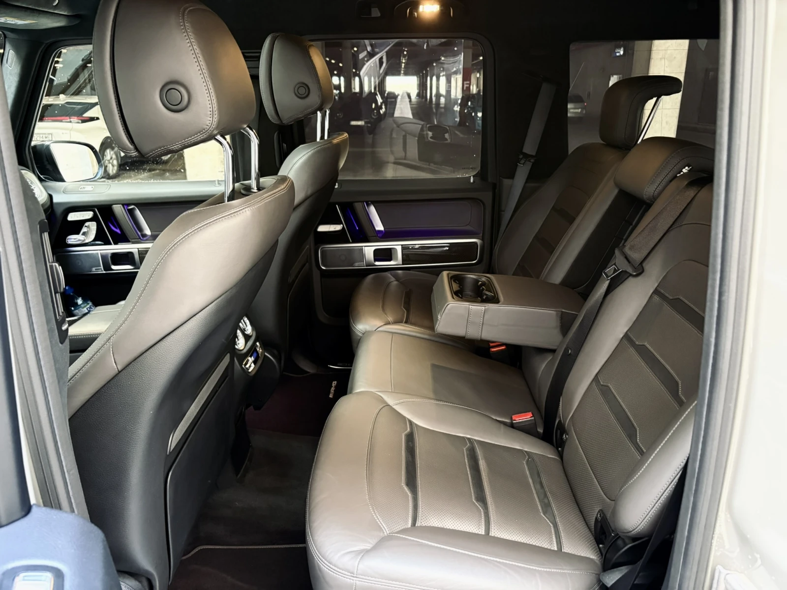 Mercedes-Benz G 63 AMG MANUFAKTUR Gray | Night Package | Burmester | Carb | Mobile.bg   13