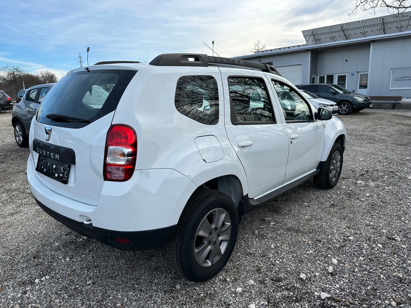 Dacia Duster 1.6i BENZ-GAZ | Mobile.bg � ����������� 6