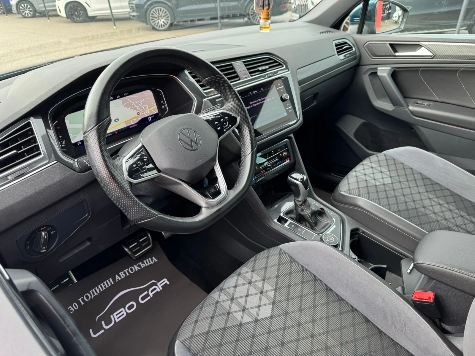 VW Tiguan 2.0D-4 MOTION-R LINE-FULL LED-DIGITAL-TOP | Mobile.bg � ����������� 11