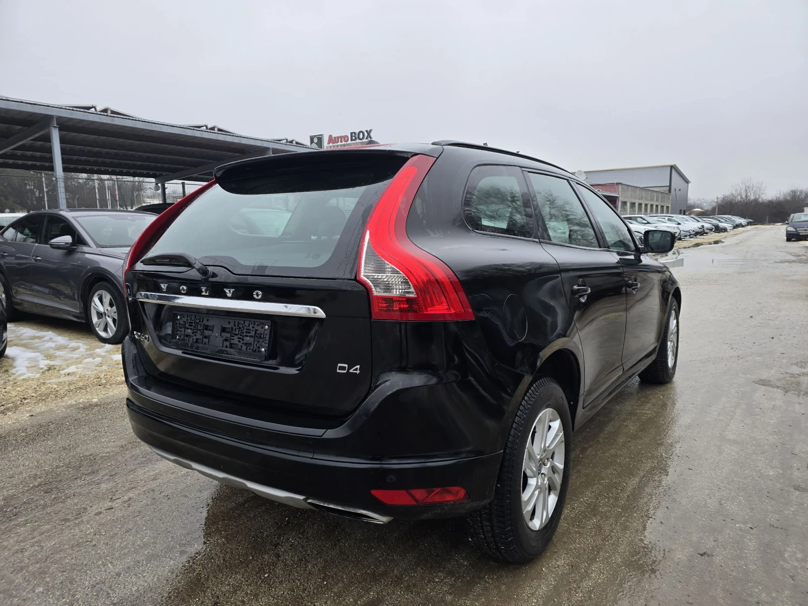 Volvo XC60 2.0d 190к.с 4х4  - изображение 4