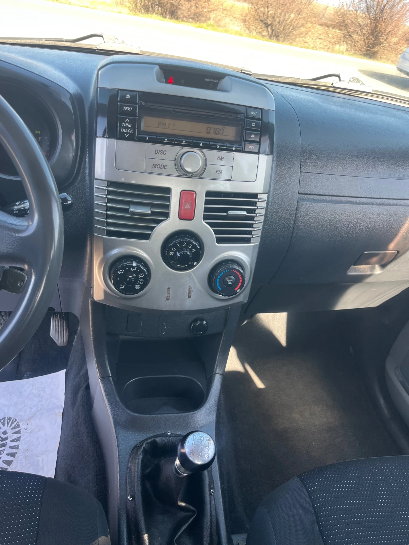 Daihatsu Terios 1.3 Metan, снимка 13 - Автомобили и джипове - 53839952