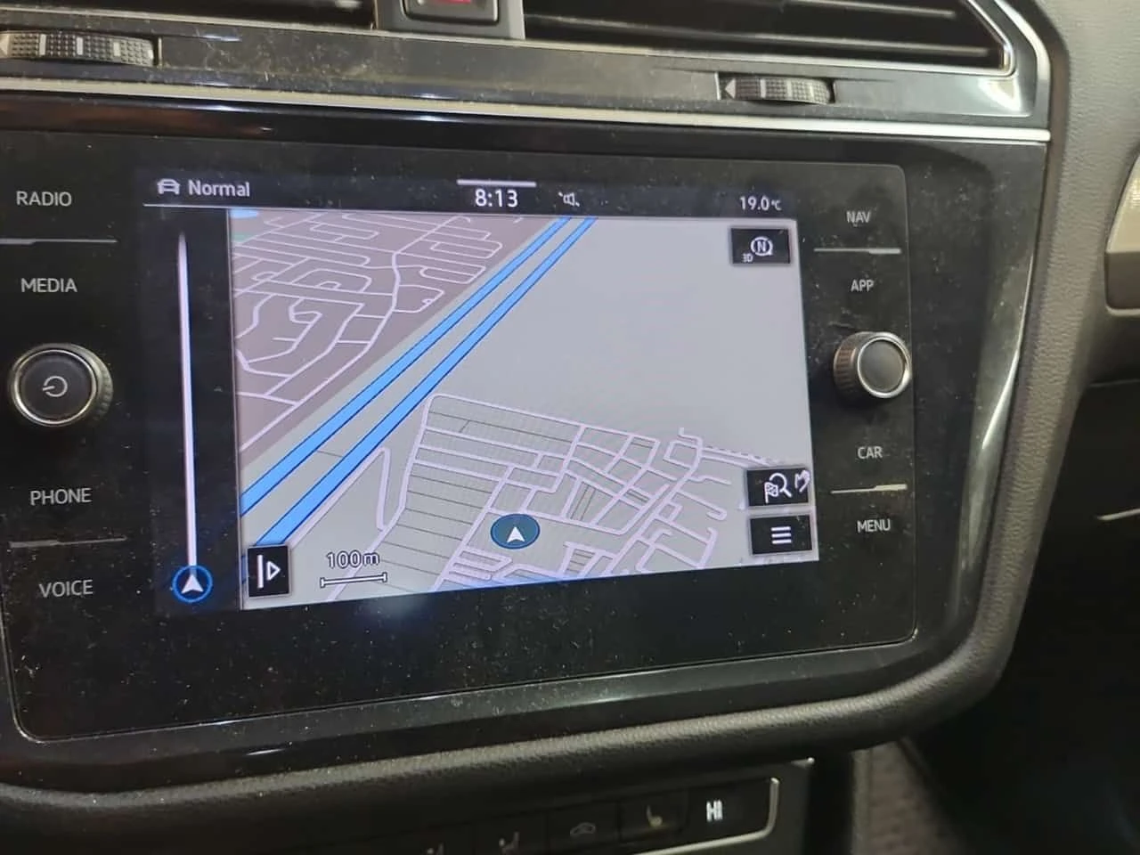 VW Tiguan * COMFORTLINE * CARFAX * ОТ ПРЕДСТАВИТЕЛСТВО * , снимка 11 - Автомобили и джипове - 53948445