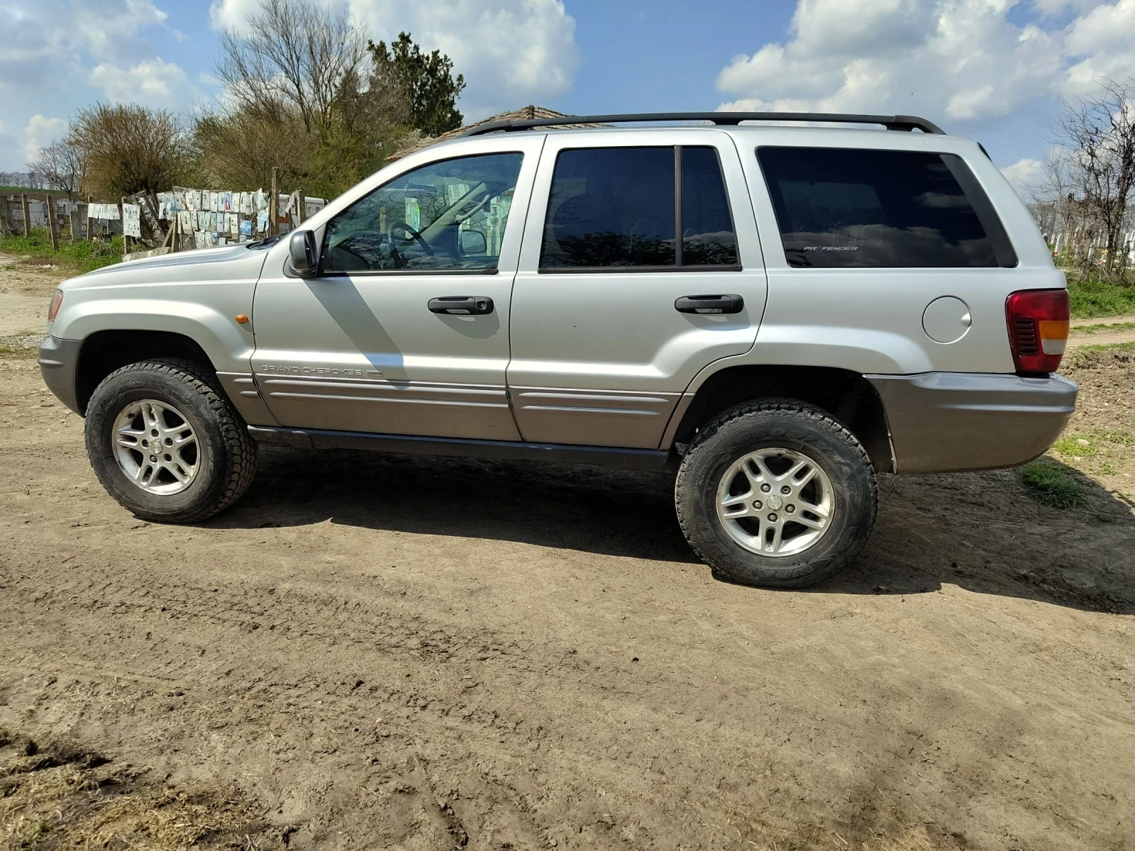 Jeep Grand cherokee, снимка 4 - Автомобили и джипове - 54439553