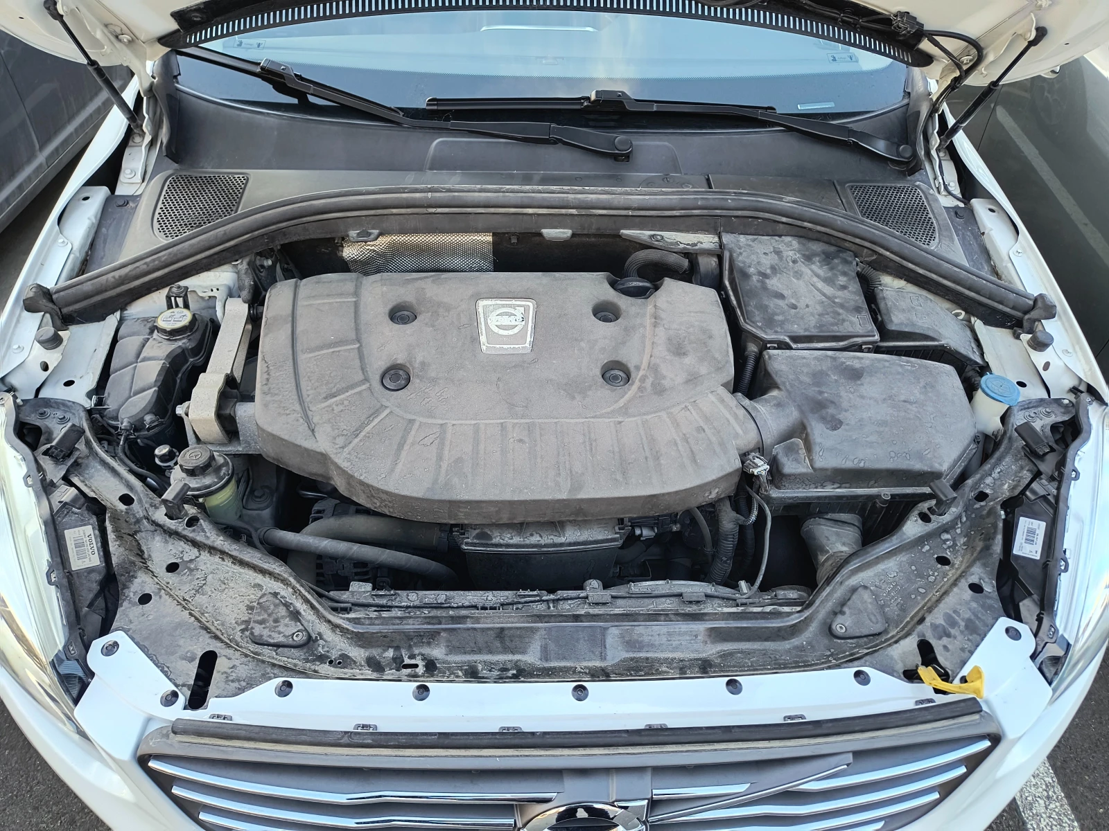 Volvo XC60 2.4/D5/215k.c/AWD 4x4 Moto-Pfohe, снимка 10 - Автомобили и джипове - 54633675