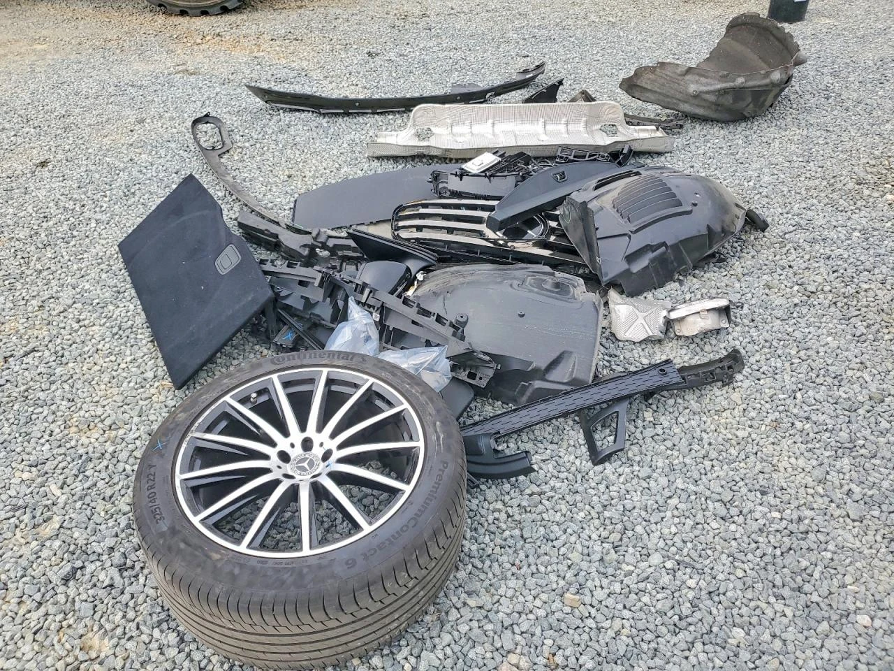 Mercedes-Benz GLS 4.0l 580 4Matic, снимка 13 - Автомобили и джипове - 54879754