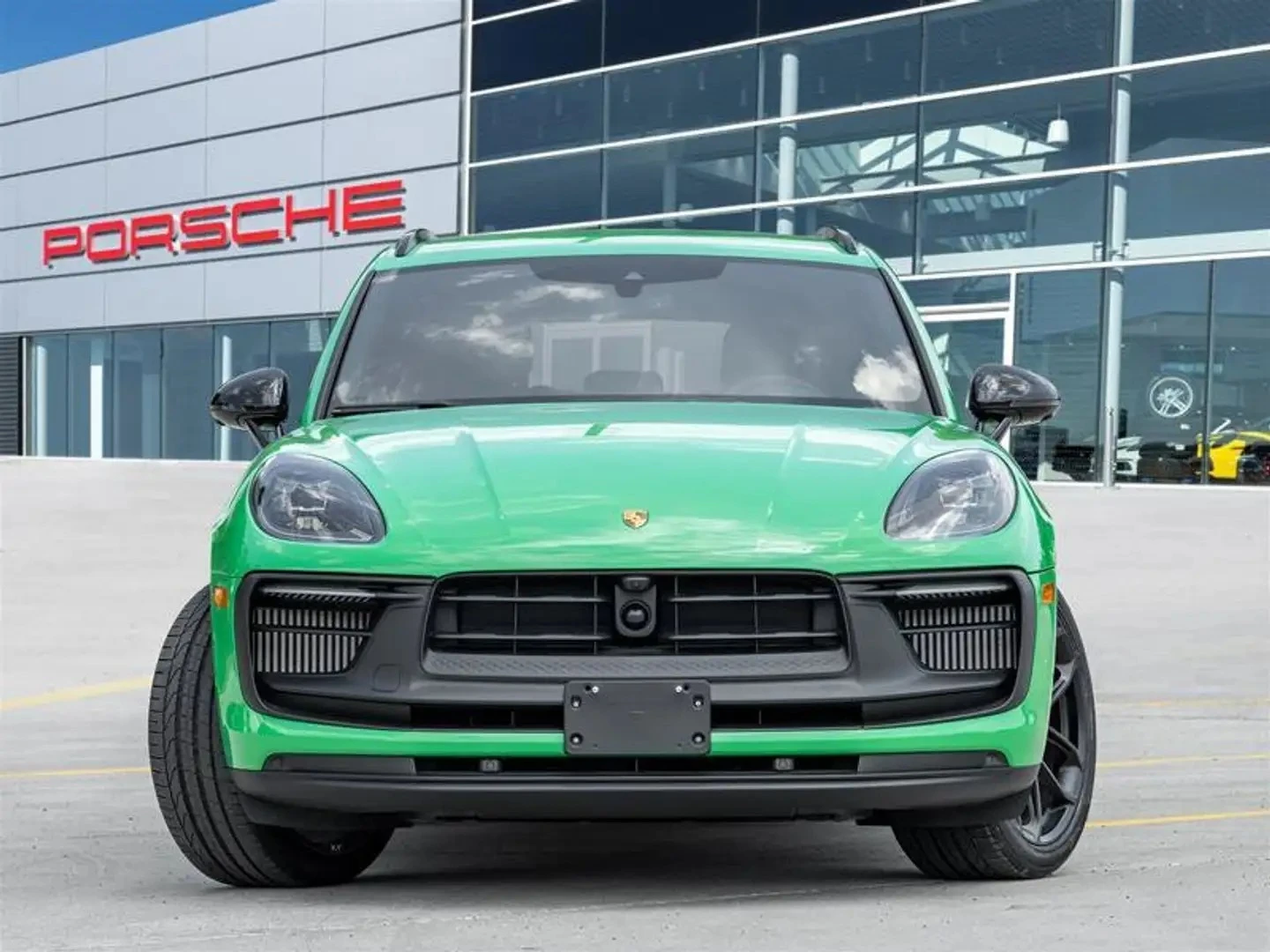 Porsche Macan GTS* Burmester * AвтоКредит * (ЦЕНА ДО БГ), снимка 2 - Автомобили и джипове - 55185106