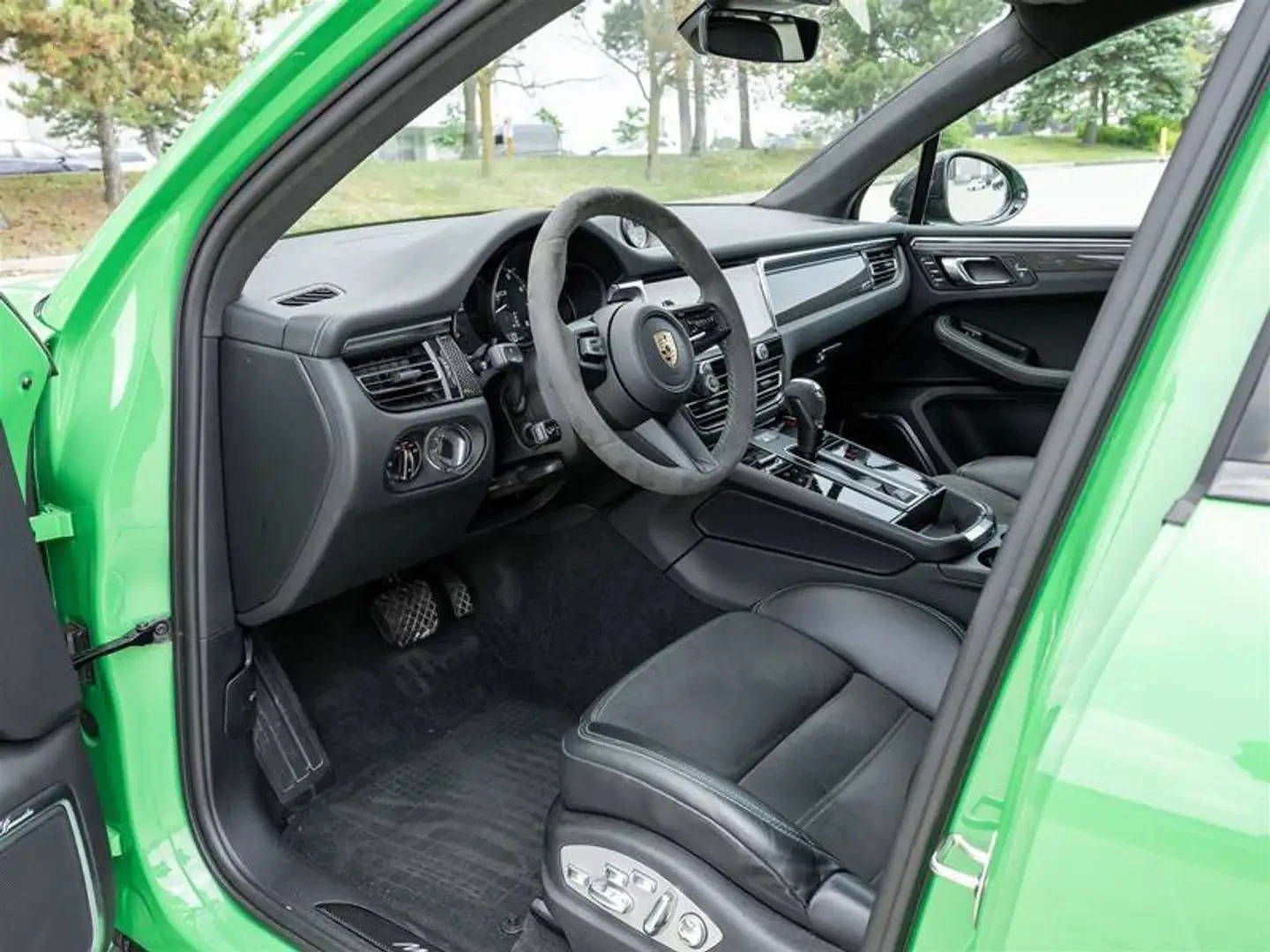 Porsche Macan GTS* Burmester * AвтоКредит * (ЦЕНА ДО БГ), снимка 7 - Автомобили и джипове - 55185106