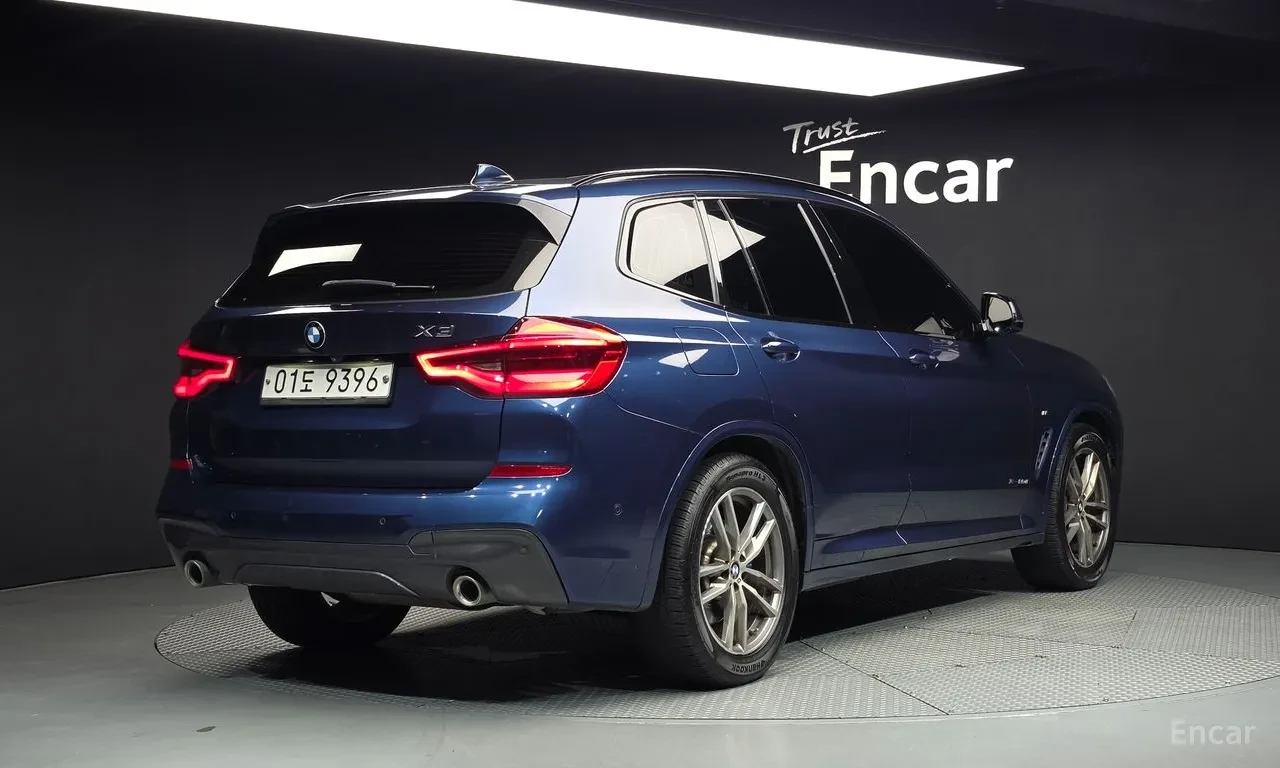 BMW X3 M Sport* HUD* PANO, снимка 2 - Автомобили и джипове - 55527970