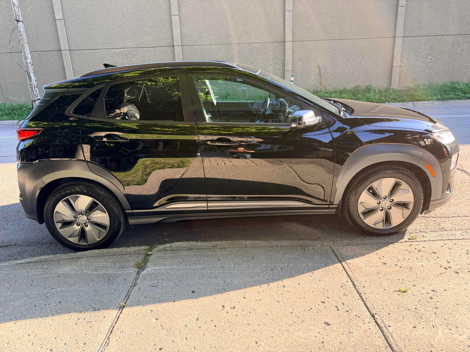 Hyundai Kona Ultimate  CARFAX, снимка 3 - Автомобили и джипове - 55920461