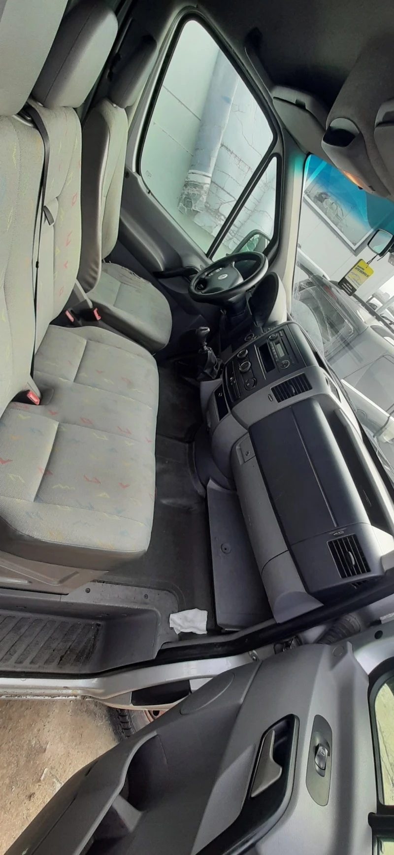 VW Crafter 2.5tdi, снимка 3 - Бусове и автобуси - 40139737