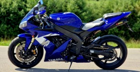 Yamaha YZF-R1 