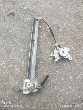 Продавам стъклоподемник за нисан екстрейл., снимка 1