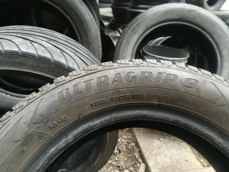 Гуми Зимни 185/60R15, снимка 4 - Гуми и джанти - 20432915