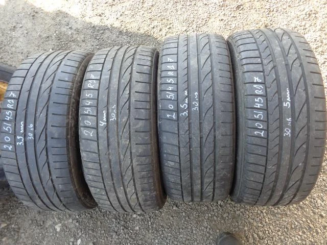 Гуми Летни 205/45R17, снимка 12 - Гуми и джанти - 21439338