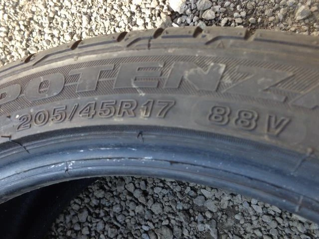 Гуми Летни 205/45R17, снимка 6 - Гуми и джанти - 21439338