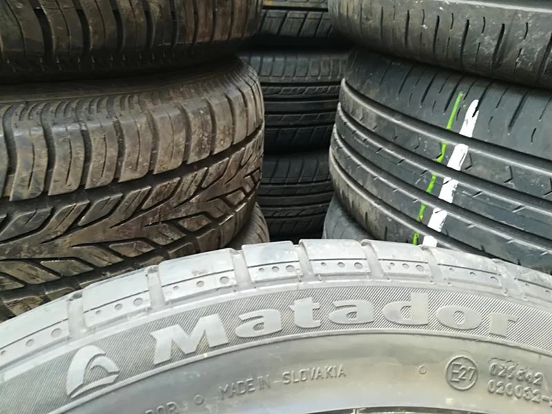 Гуми Летни 245/45R17, снимка 3 - Гуми и джанти - 21549684