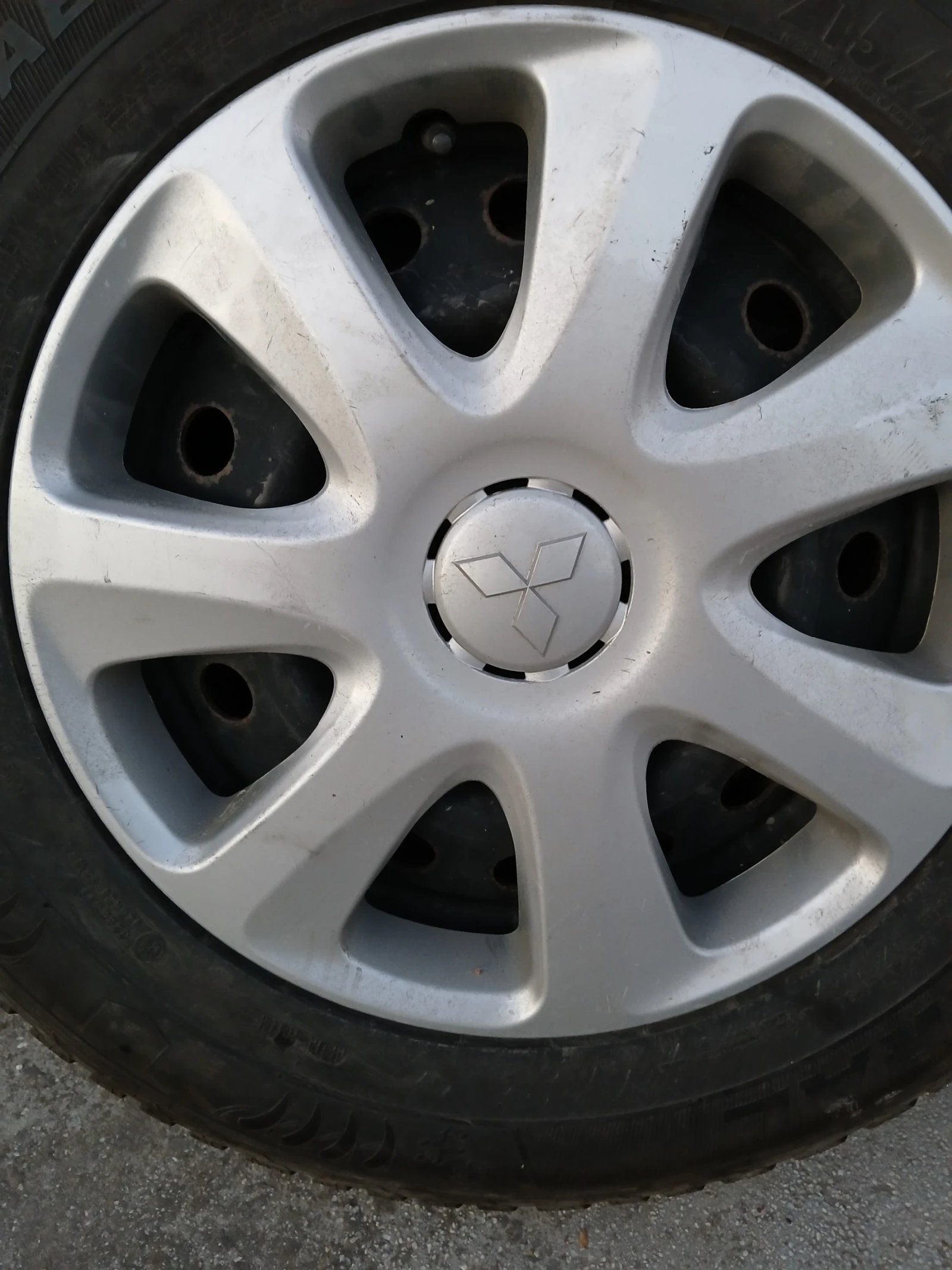 ���� � ������ 215/70R16 | Mobile.bg � ����������� 7