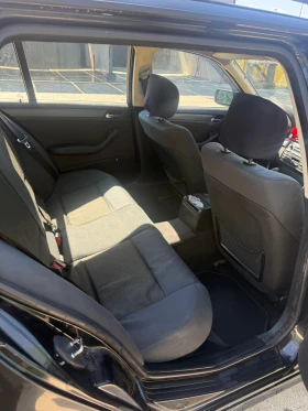 BMW 320, снимка 6