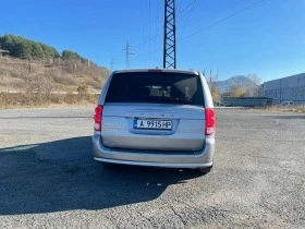 Dodge Caravan 3.6 Газ/Бензин, снимка 6