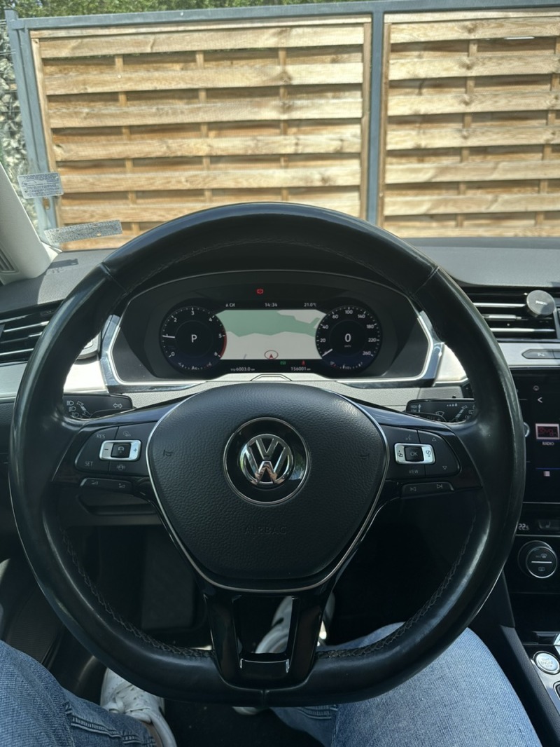 VW Passat, снимка 7 - Автомобили и джипове - 46473622