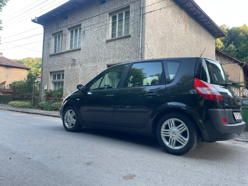 Renault Scenic Ван, снимка 5 - Автомобили и джипове - 47387148