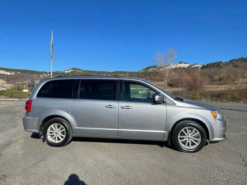 Dodge Caravan 3.6 Газ/Бензин, снимка 5 - Автомобили и джипове - 47415285