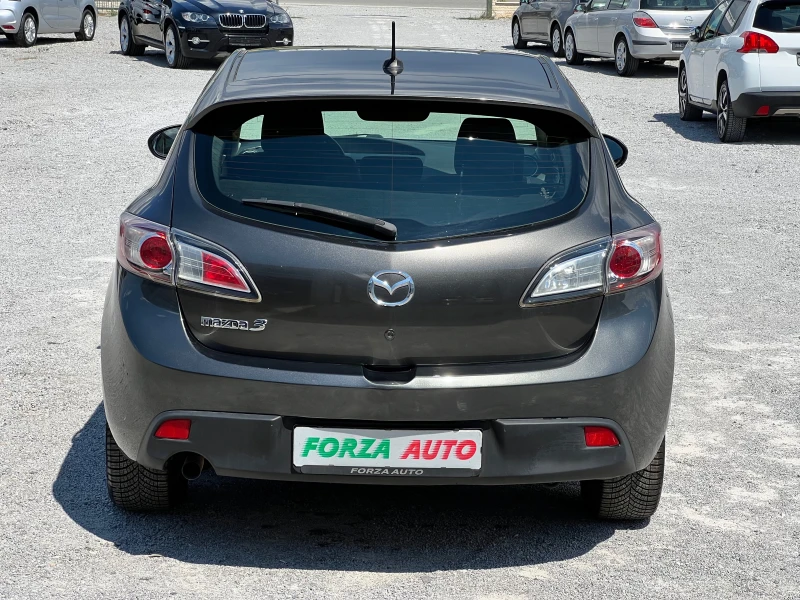 Mazda 3 1.6i, снимка 5 - Автомобили и джипове - 46857446