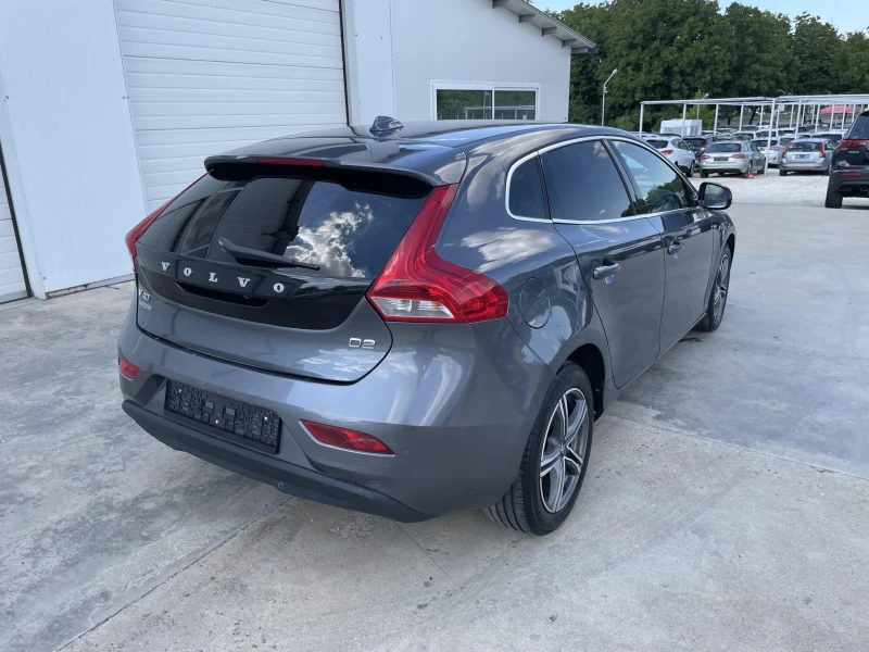 Volvo V40 1.6d D2-114k.c* NAVI* UNIKAT* , снимка 14 - Автомобили и джипове - 46879014