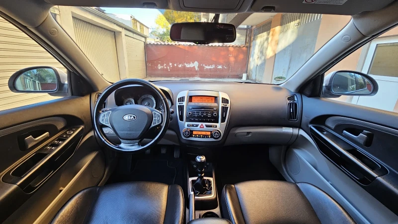 Kia Ceed 1.6 * Кожа * Печка * , снимка 7 - Автомобили и джипове - 47899353