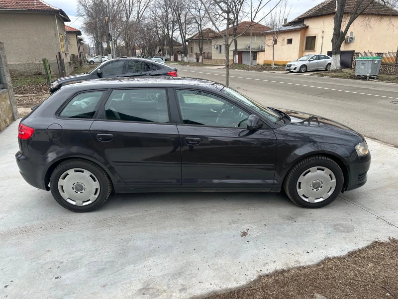 Audi A3 1.6TDI Facelift , снимка 6 - Автомобили и джипове - 48562119