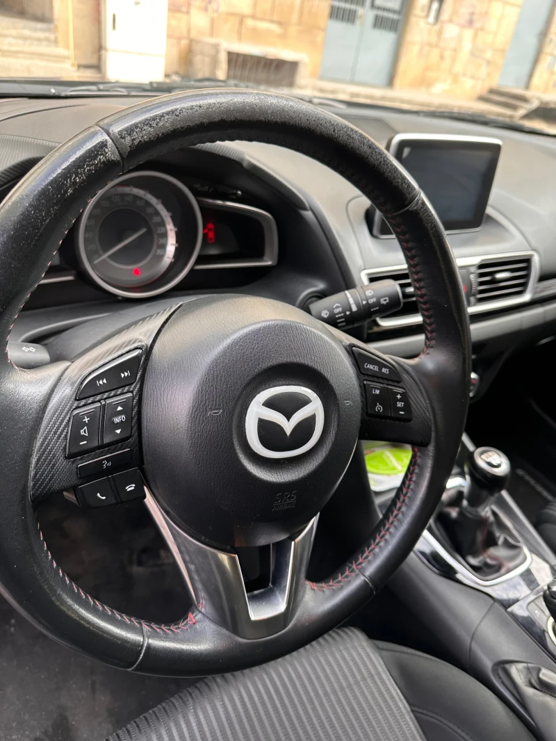 Mazda 3 Skyactive, снимка 6 - Автомобили и джипове - 48811876