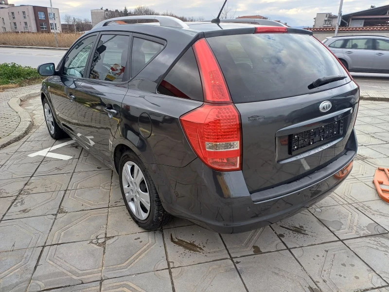 Kia Ceed 1.4 90к.с. , снимка 4 - Автомобили и джипове - 49089533