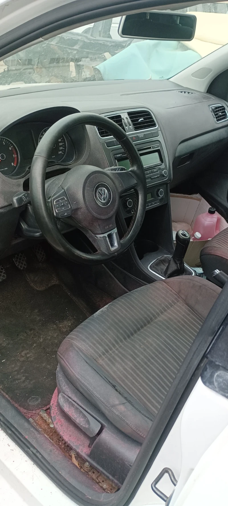 VW Polo 1.2 tsi, снимка 3 - Автомобили и джипове - 49284430