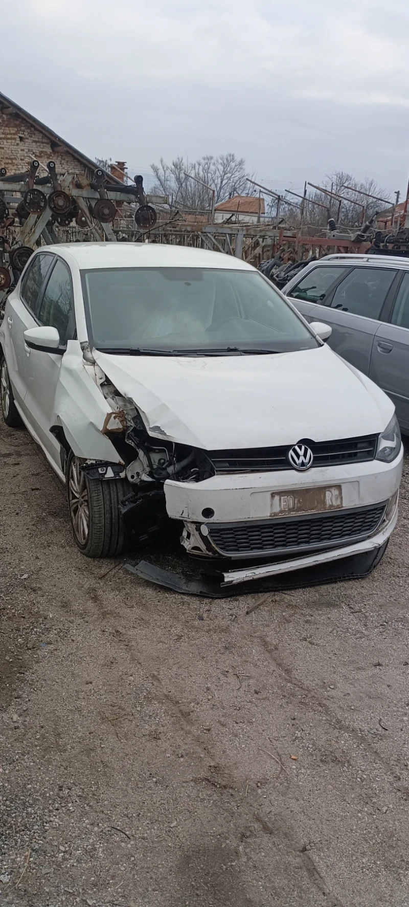 VW Polo 1.2 tsi, снимка 4 - Автомобили и джипове - 49284430