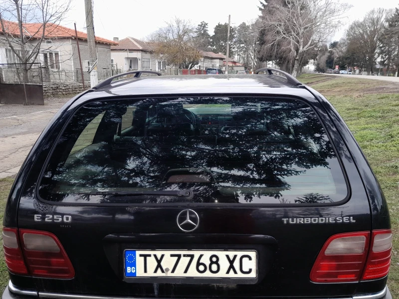 Mercedes-Benz E 250 TD 147кс ELEGANCE , снимка 3 - Автомобили и джипове - 49348085