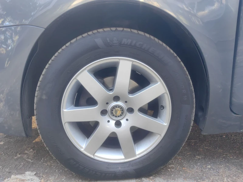 Citroen C4 Picasso, снимка 6 - Автомобили и джипове - 52460287