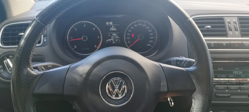 VW Polo Кроос Поло 1.6 90hp, снимка 7 - Автомобили и джипове - 52134375