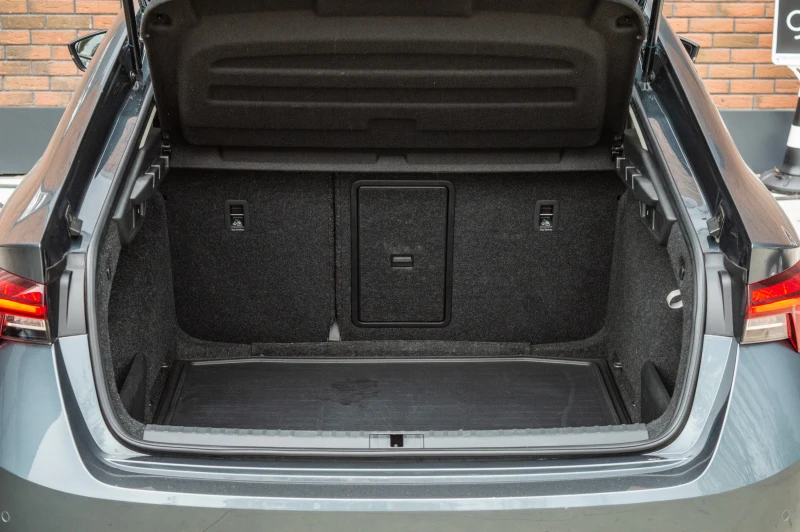 Skoda Octavia, снимка 5 - Автомобили и джипове - 52304026